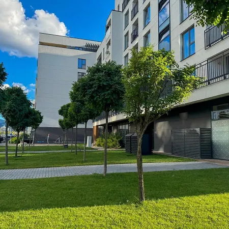 Cozy Cityscape Green, Modern Designer Apartman